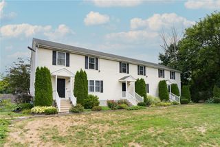 4 Legris Commons Lane 4, West Warwick, RI 02893