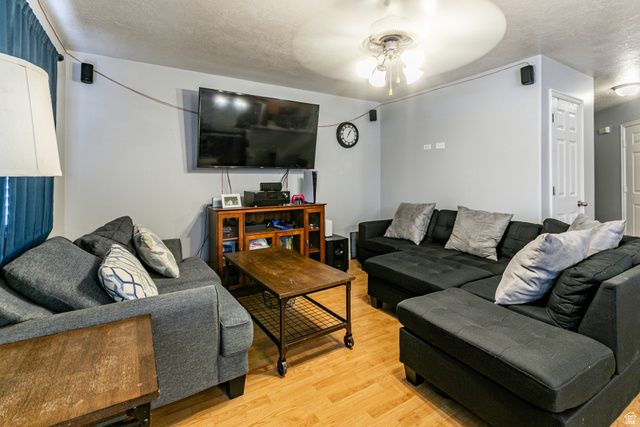 3878 W SAGE WILLOW DR, South Jordan, UT 84009