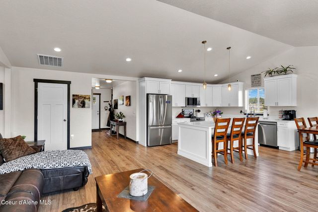 24812 N Old Highway 95, Athol, ID 83801