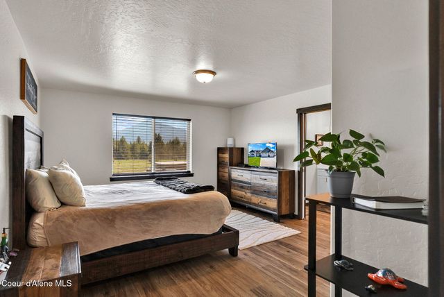 24812 N Old Highway 95, Athol, ID 83801