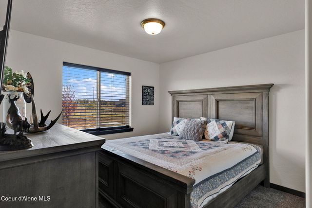 24812 N Old Highway 95, Athol, ID 83801
