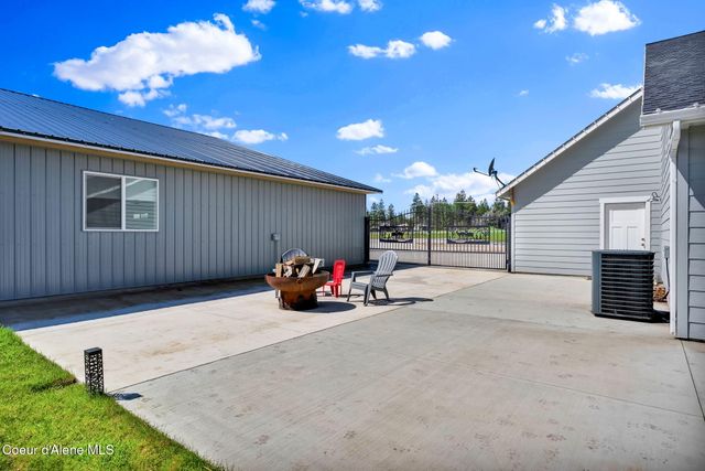 24812 N Old Highway 95, Athol, ID 83801