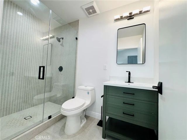 7742 Vassar Avenue, Canoga Park, CA 91304