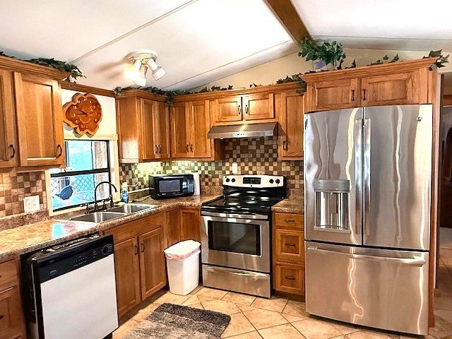 524 Shasteen Hollow Rd, Lynchburg, TN 37352