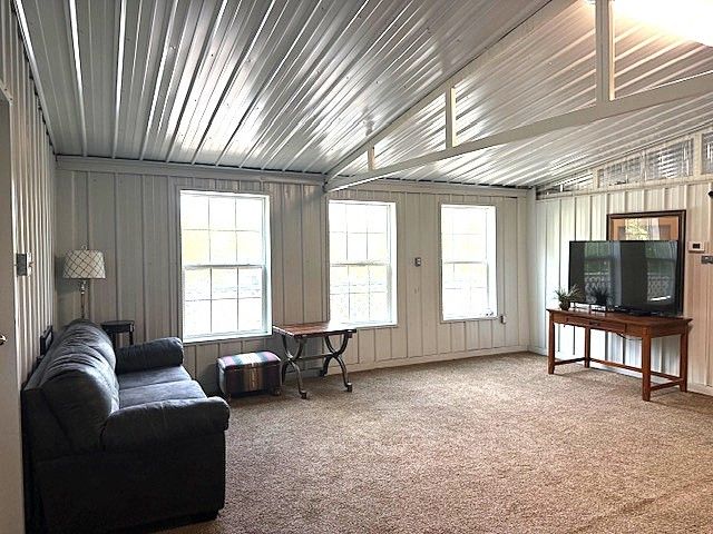 524 Shasteen Hollow Rd, Lynchburg, TN 37352