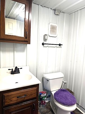 524 Shasteen Hollow Rd, Lynchburg, TN 37352