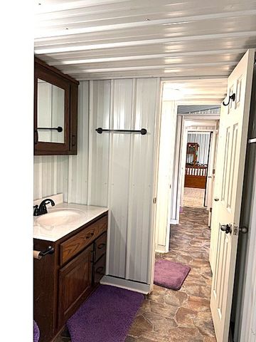 524 Shasteen Hollow Rd, Lynchburg, TN 37352