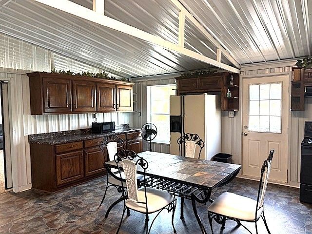 524 Shasteen Hollow Rd, Lynchburg, TN 37352