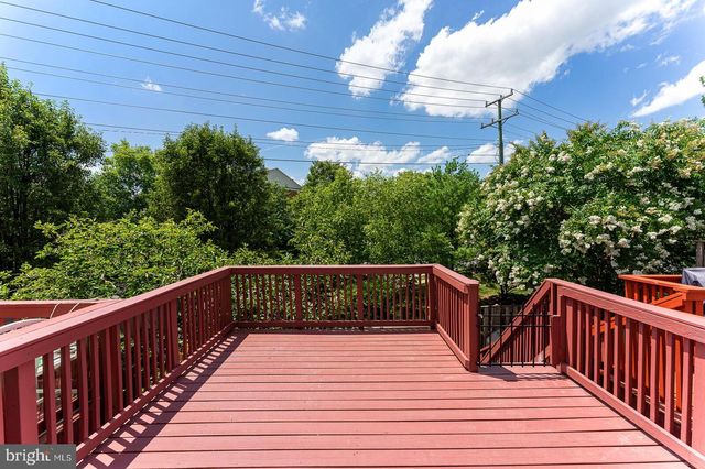 2534 PETER JEFFERSON LN, Herndon, VA 20171