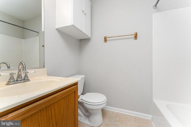 2534 PETER JEFFERSON LN, Herndon, VA 20171