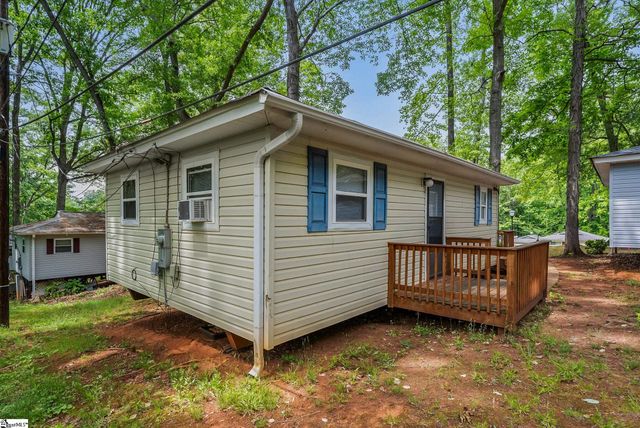 15 Kimbell Court, Greenville, SC 29617