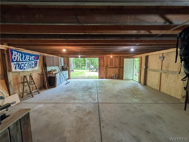 914 Underhill Road, Aurora, NY 14052