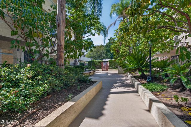 245 S Holliston Avenue 309, Pasadena, CA 91106