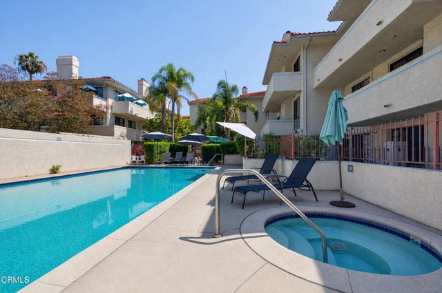 245 S Holliston Avenue 309, Pasadena, CA 91106