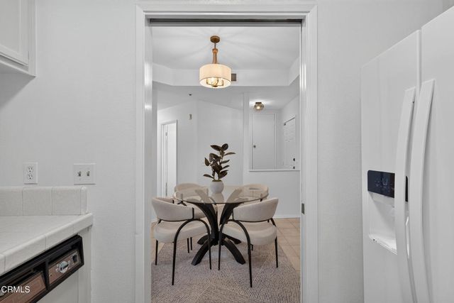 245 S Holliston Avenue 309, Pasadena, CA 91106