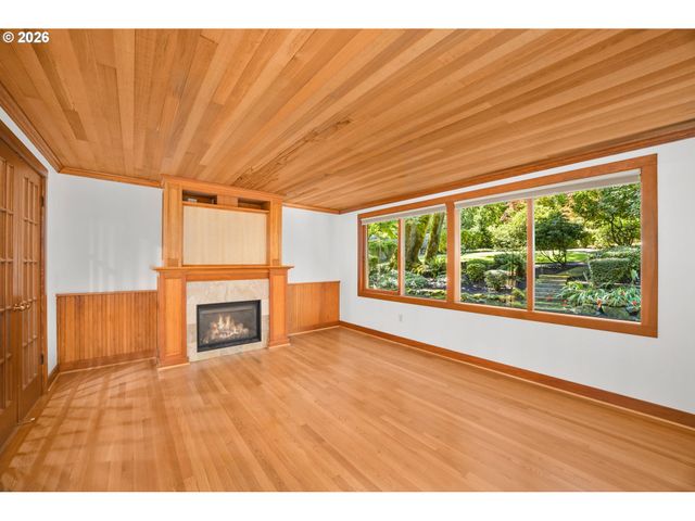 11025 S TRYON Ave, Portland, OR 97219