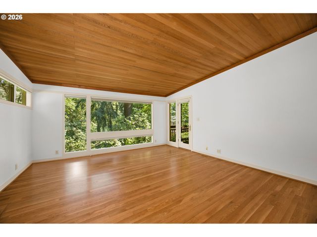 11025 S TRYON Ave, Portland, OR 97219