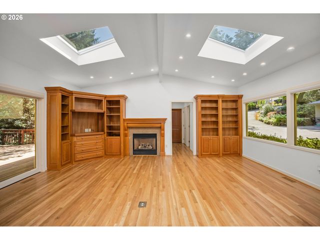 11025 S TRYON Ave, Portland, OR 97219