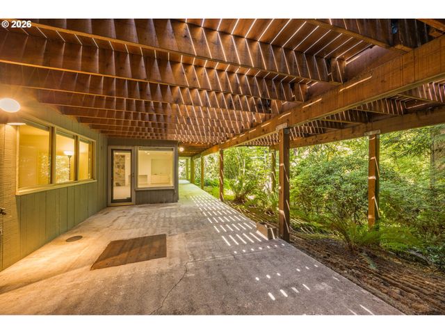 11025 S TRYON Ave, Portland, OR 97219