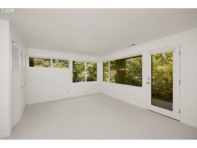 11025 S TRYON Ave, Portland, OR 97219