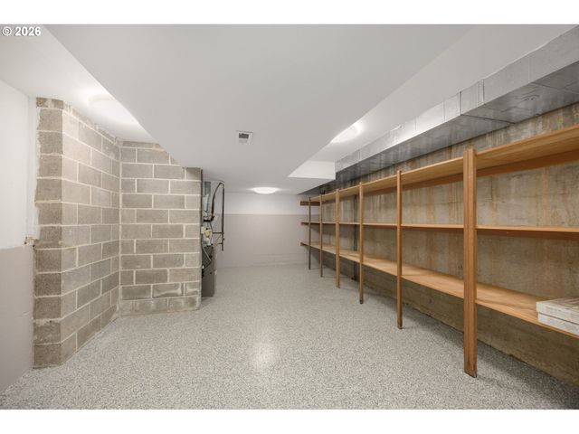 11025 S TRYON Ave, Portland, OR 97219