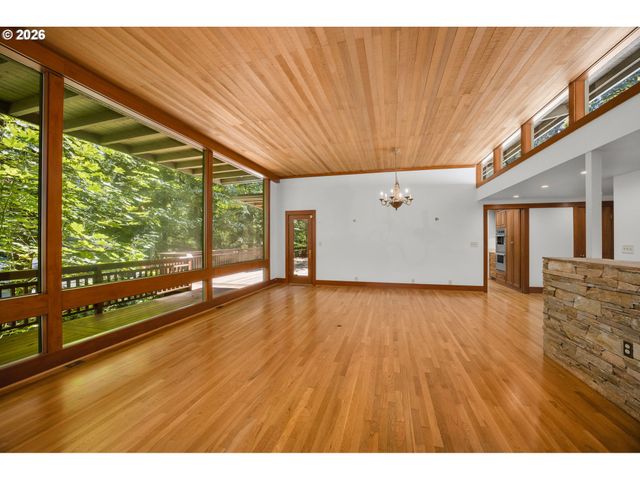11025 S TRYON Ave, Portland, OR 97219