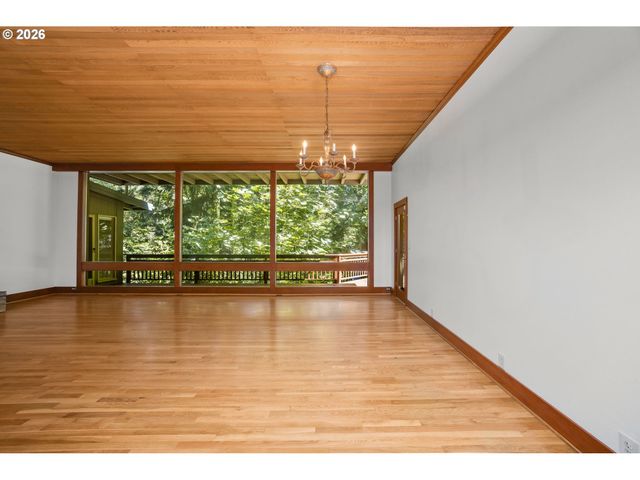 11025 S TRYON Ave, Portland, OR 97219