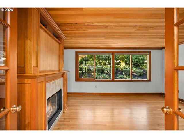 11025 S TRYON Ave, Portland, OR 97219