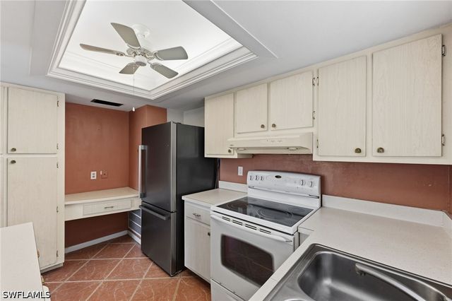 1549 Sandpiper ST 82, Naples, FL 34102