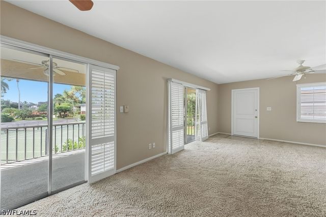 1549 Sandpiper ST 82, Naples, FL 34102