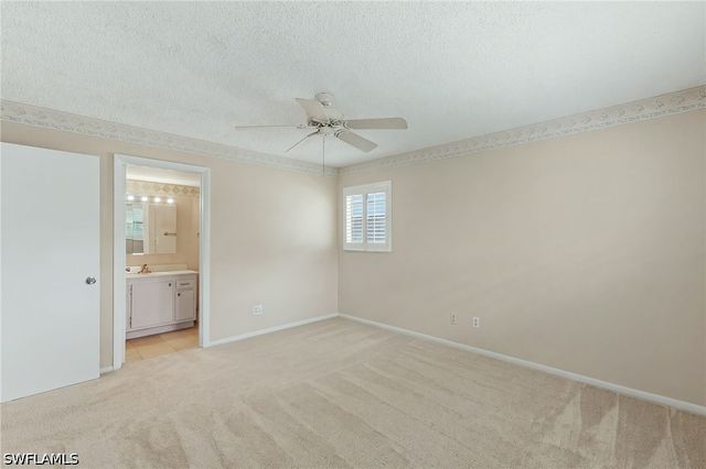 1549 Sandpiper ST 82, Naples, FL 34102
