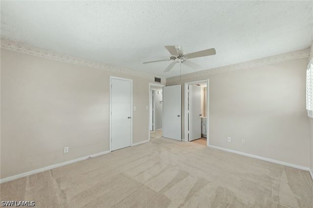 1549 Sandpiper ST 82, Naples, FL 34102
