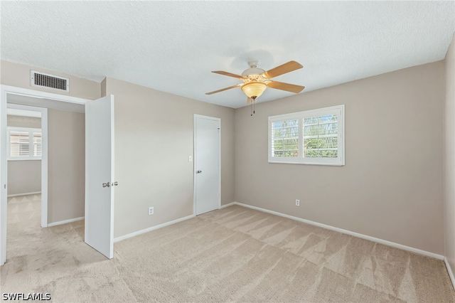 1549 Sandpiper ST 82, Naples, FL 34102