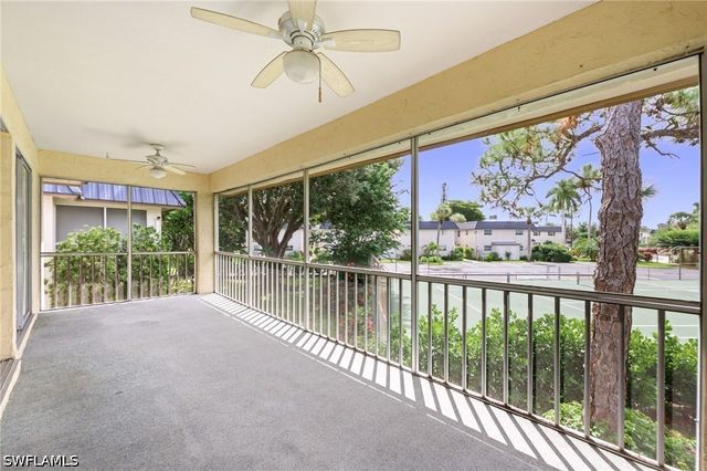 1549 Sandpiper ST 82, Naples, FL 34102
