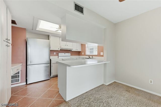 1549 Sandpiper ST 82, Naples, FL 34102