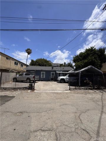 2011 Arlington, Los Angeles, CA 90018