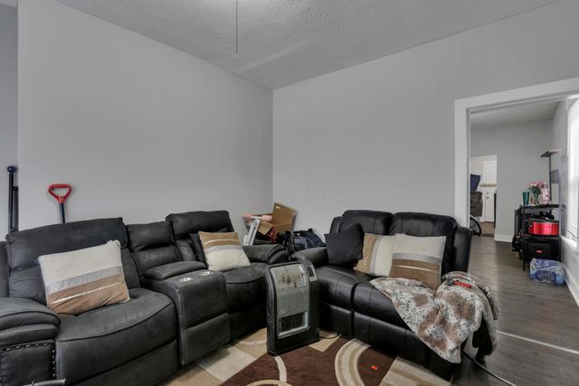 199-201 E Innis Avenue, Columbus, OH 43207