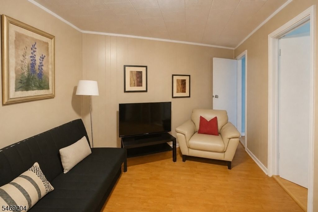 45 Parker Ave, Passaic City, NJ 07055 — photo 5