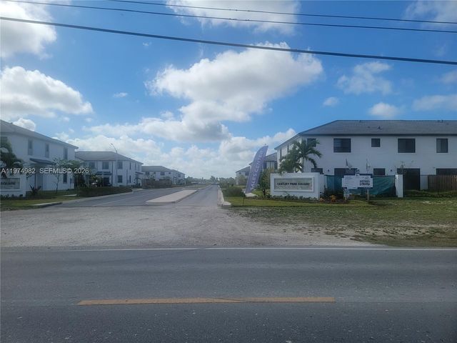 18150 SW 368th ST, Homestead, FL 33034