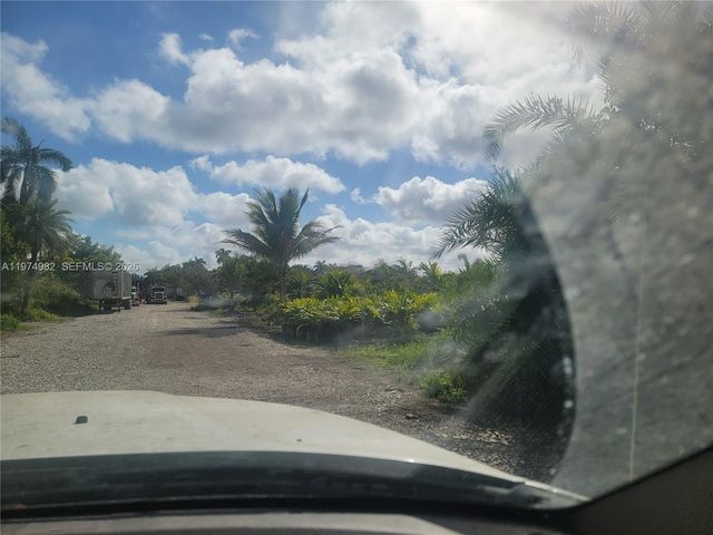 18150 SW 368th ST, Homestead, FL 33034