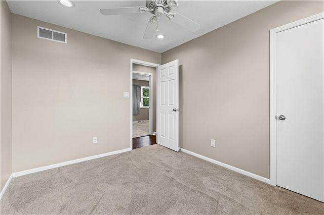 409 W South Street, Spring Hill, KS 66083