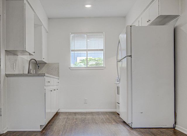 5006 Brighton RD A, Austin, TX 78745