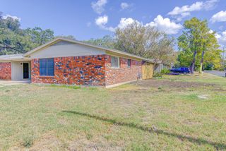 5006 Brighton RD A, Austin, TX 78745