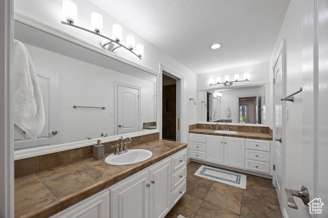 566 N BELLA VISTA DR, Orem, UT 84097