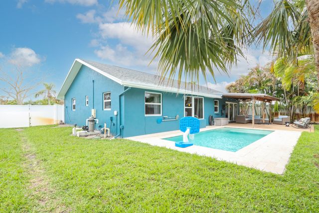 4139 Wingo Street, Jupiter, FL 33469