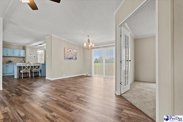 427 E Friendfield Rd, Coward, SC 29530