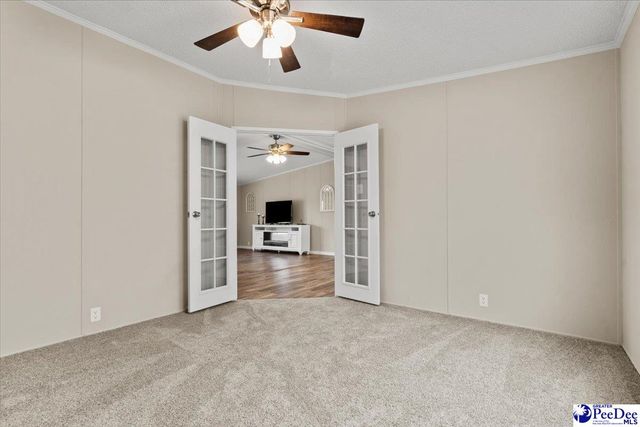 427 E Friendfield Rd, Coward, SC 29530