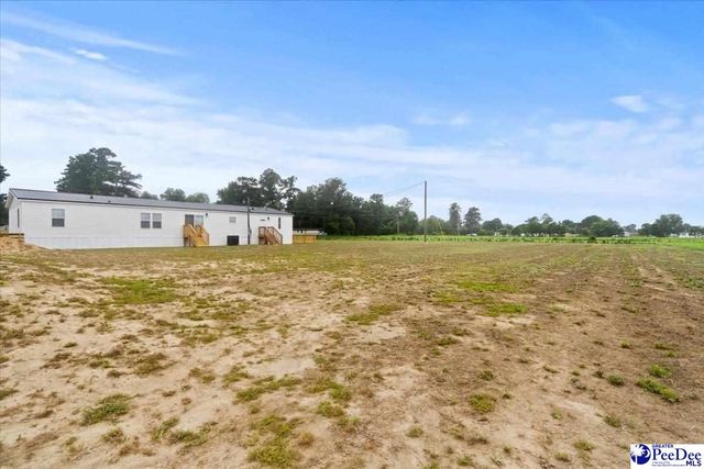 427 E Friendfield Rd, Coward, SC 29530
