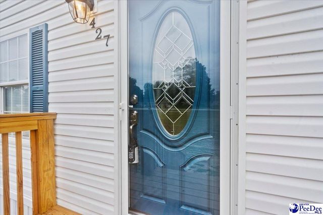 427 E Friendfield Rd, Coward, SC 29530