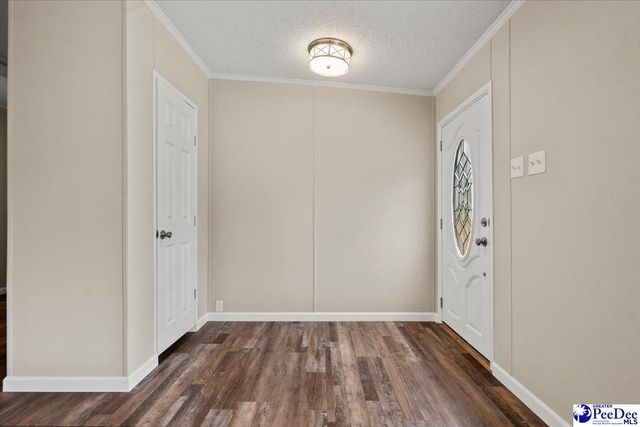 427 E Friendfield Rd, Coward, SC 29530